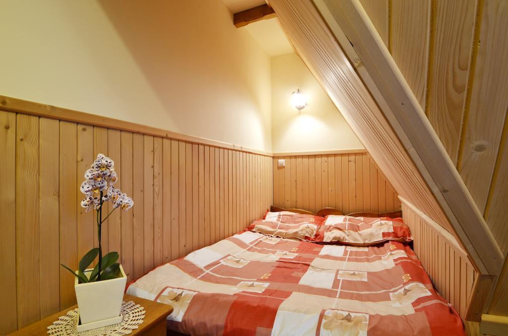 Michalowa Chata Poronin Zimmer foto